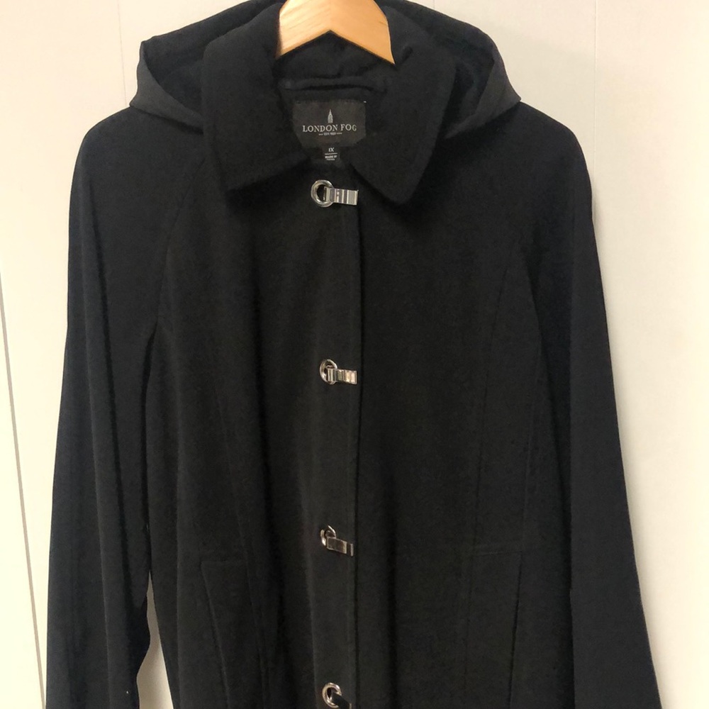 London Fog | Black Trench w/Hood (1X)